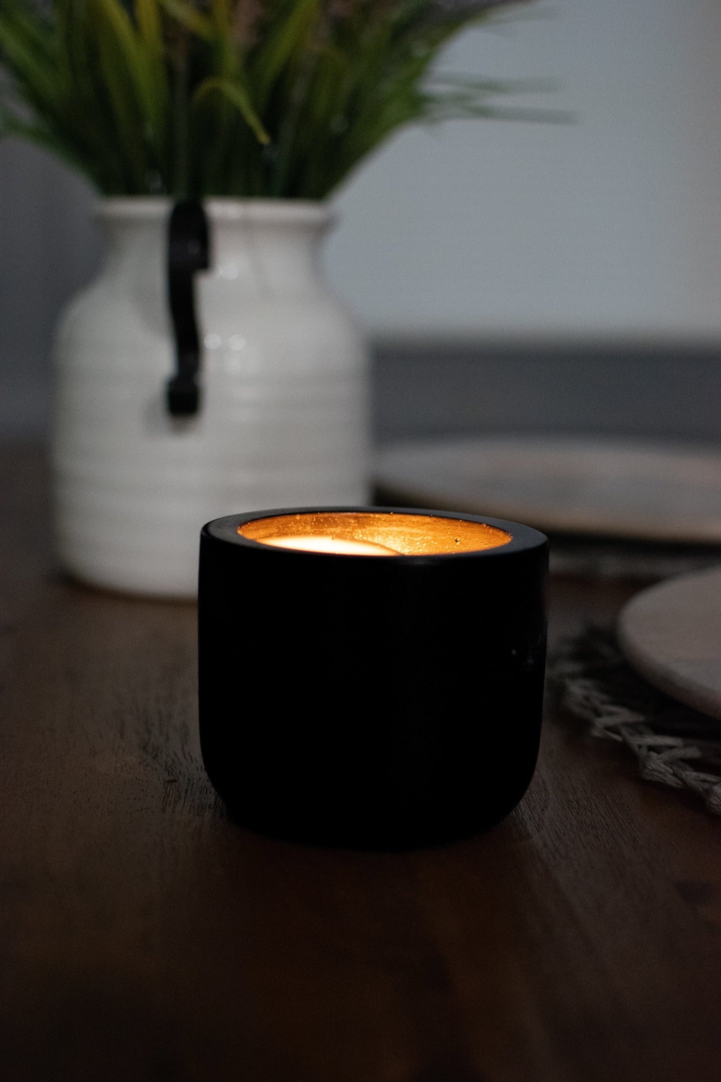 Scented Candle with Reusable Concrete Vessel – 8oz (226g)